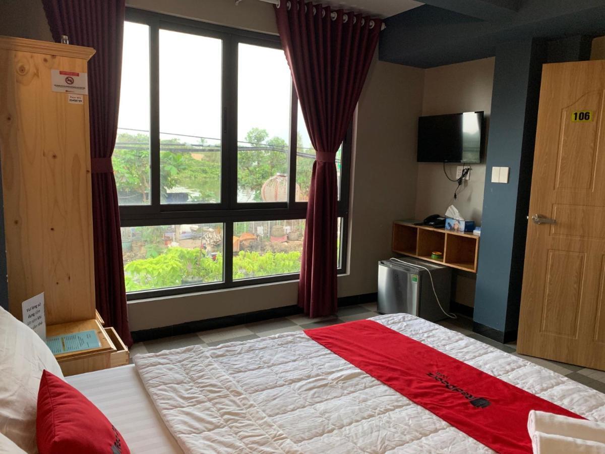 Khách sạn Bờ Sông